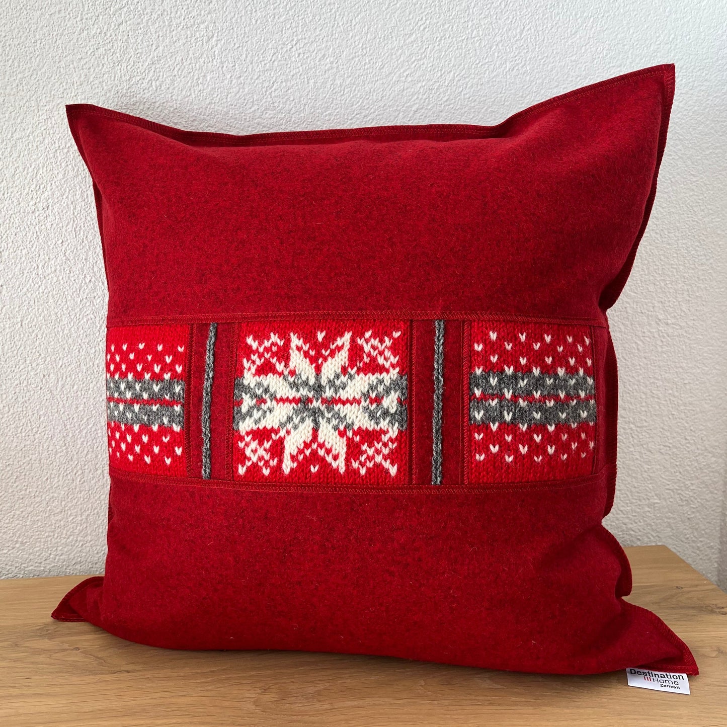 Cushion cover with handknitted details, grey