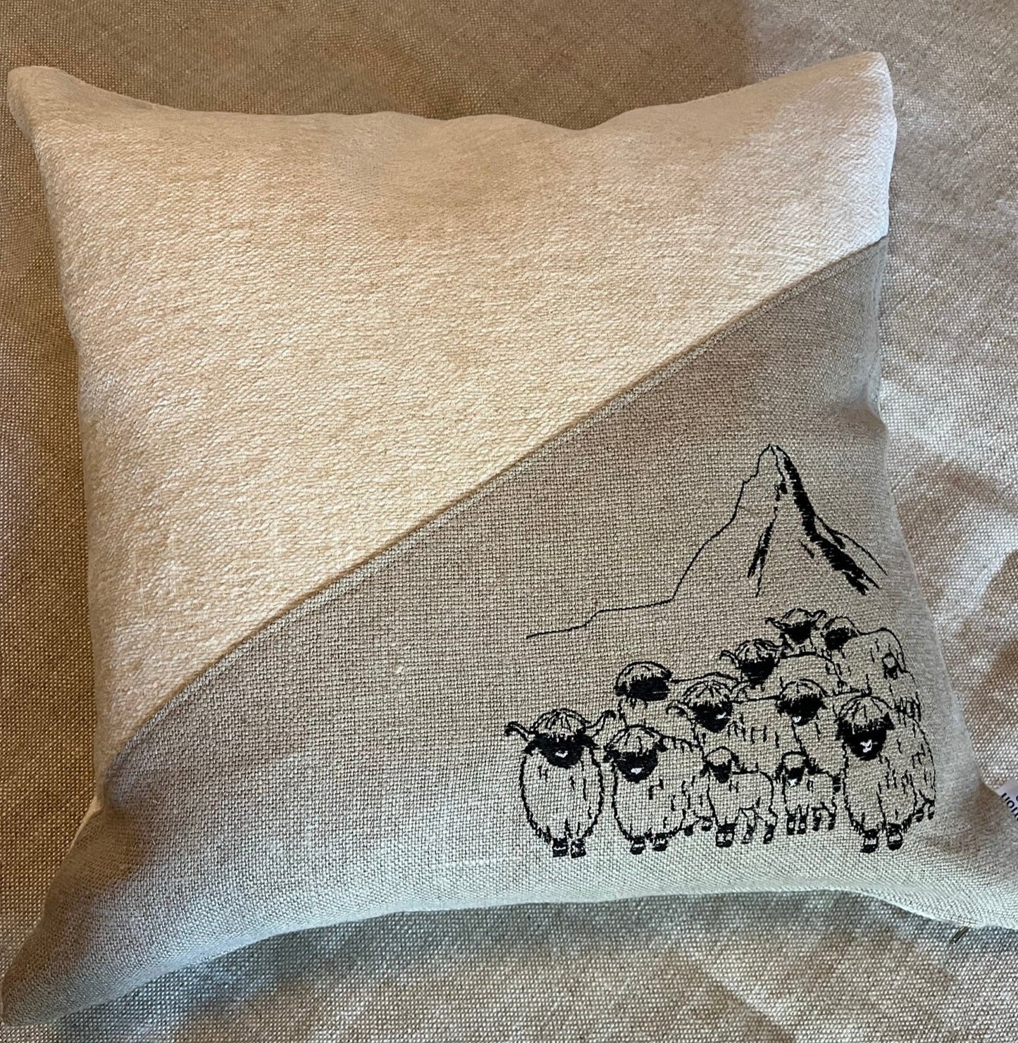 Blacknose Sheep with Matterhorn cushion cover, grey