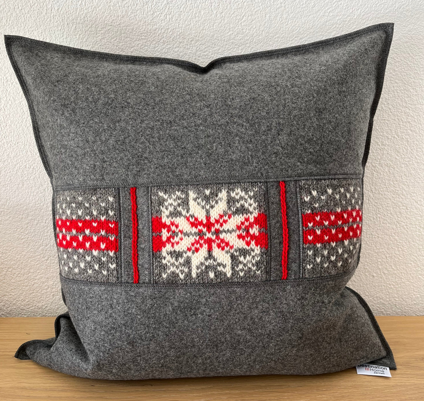 Cushion cover with handknitted details, grey